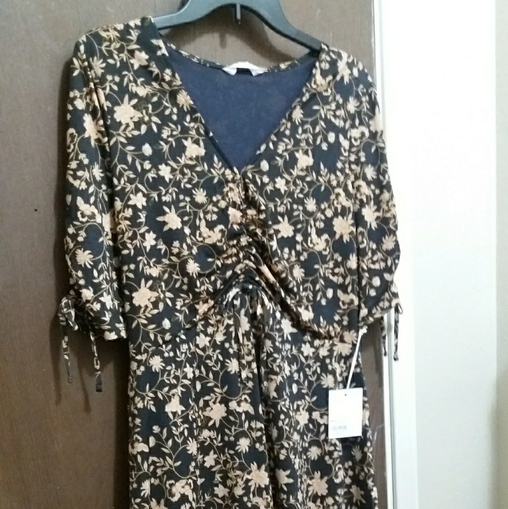 Woman's clothing
